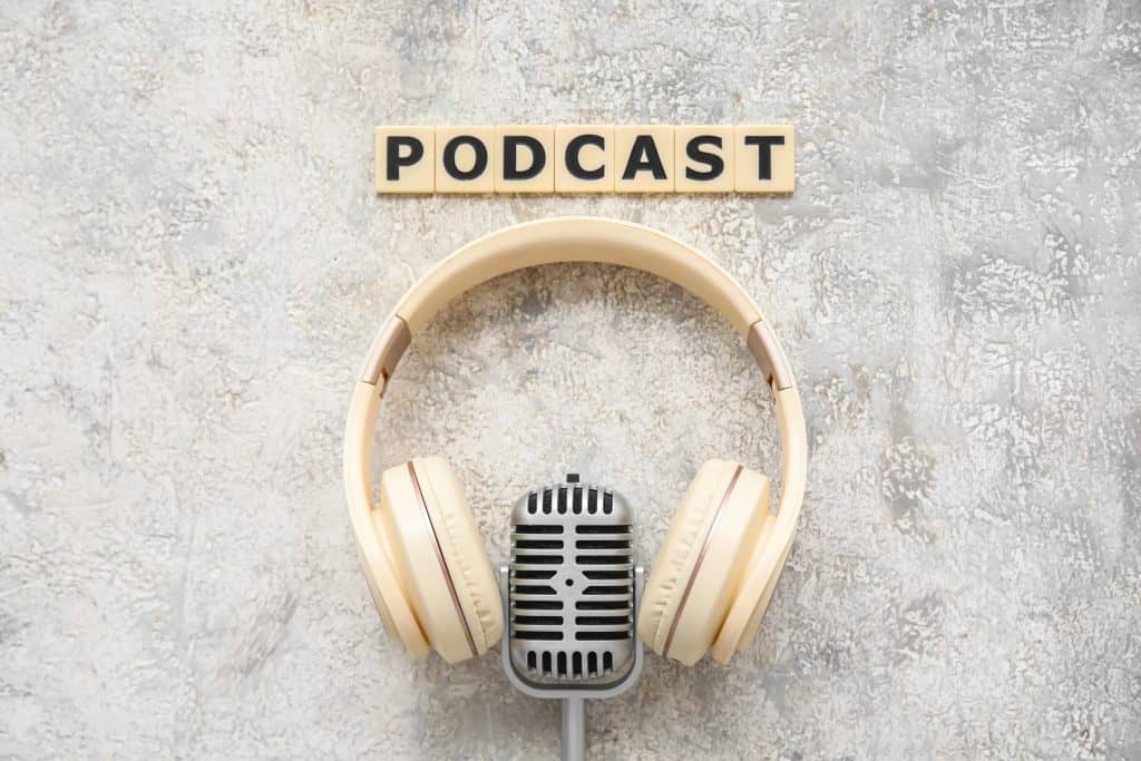 ¿Qué es el marketing de podcasts y cómo funciona?