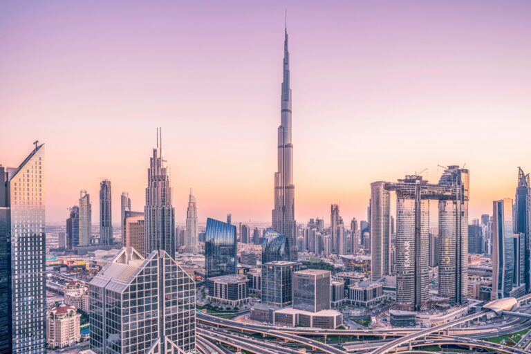 ¿Es caro vivir en los Emiratos Árabes Unidos como inversor expatriado?