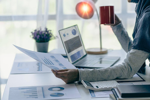 Cuatro consejos para garantizar que su empresa cumpla con los requisitos de cumplimiento de la facturación electrónica
