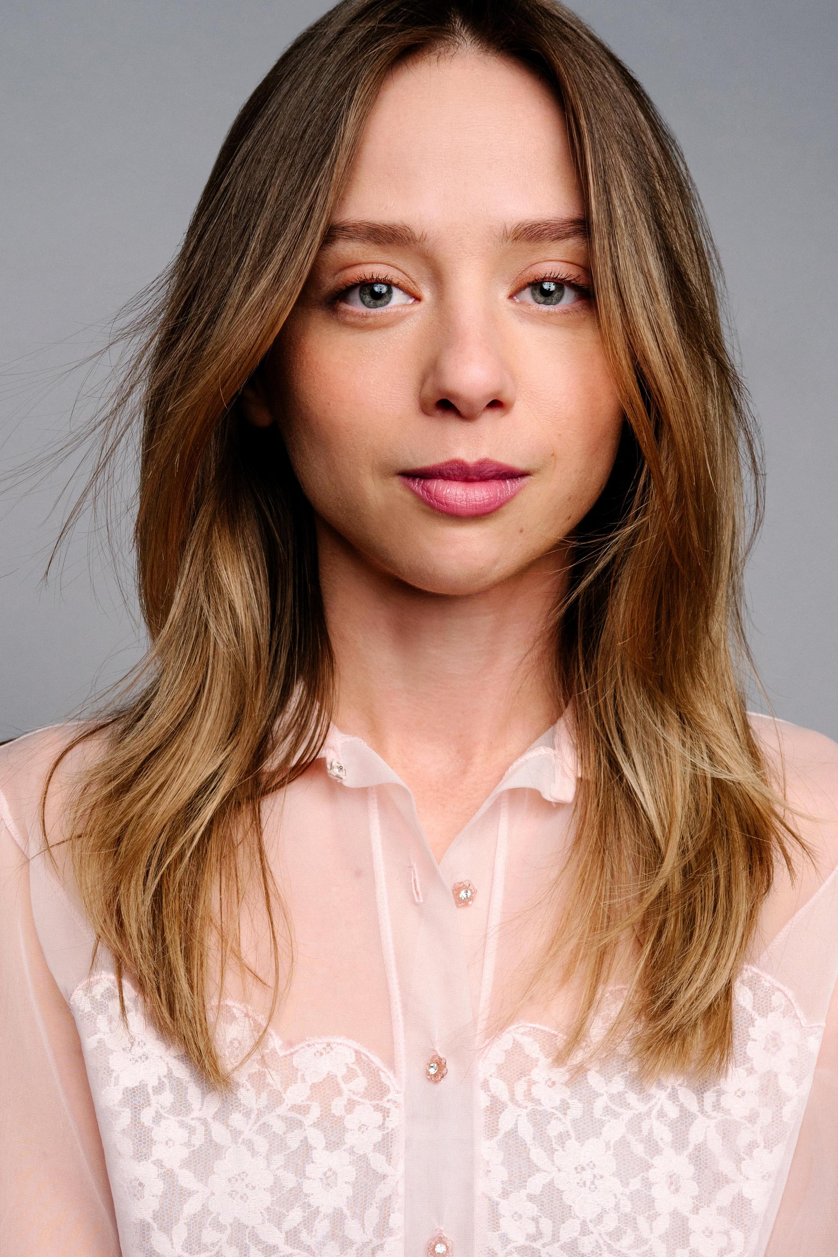 Anna Lore aparece en un comercial de T-Mobile