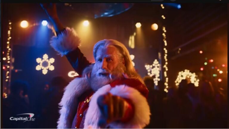 Comercial de John Travolta: la historia detrás del anuncio viral de Navidad