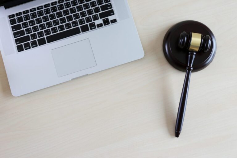 Lo que realmente se necesita para que ChatGPT mencione una firma de abogados